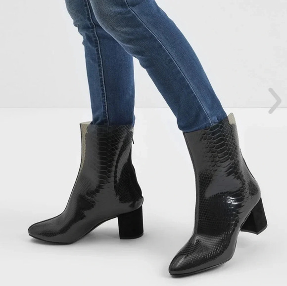 Charles & Keith Snake Print See-Through Boots 37 - Picture 13 of 13